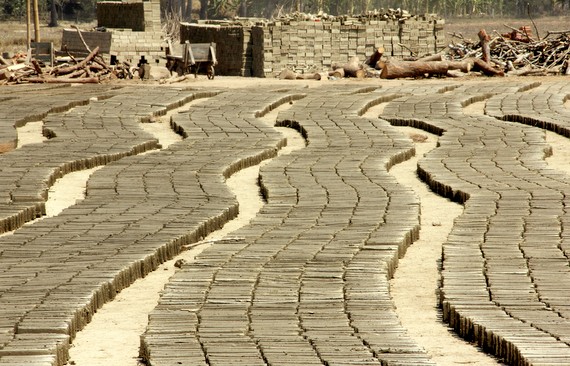 Making Bricks in Myanmar